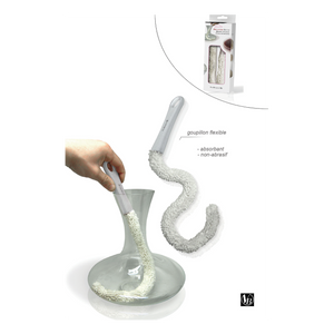 Emilie VinBouquet cleansing brush