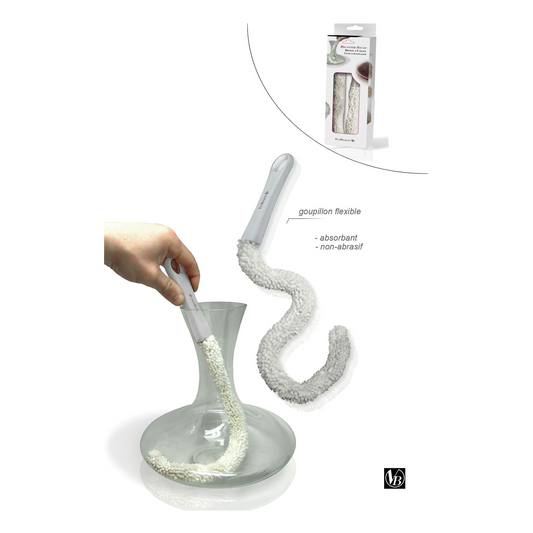 Emilie VinBouquet cleansing brush