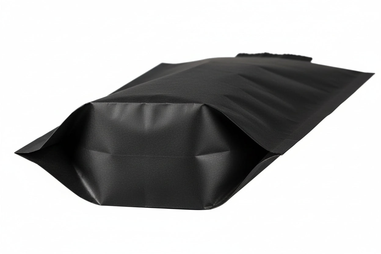 Hope bag, black kraft paper, 1 bottle