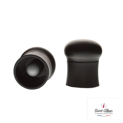 Leo black PVC wine/champagne expansion stopper from Saint Alban