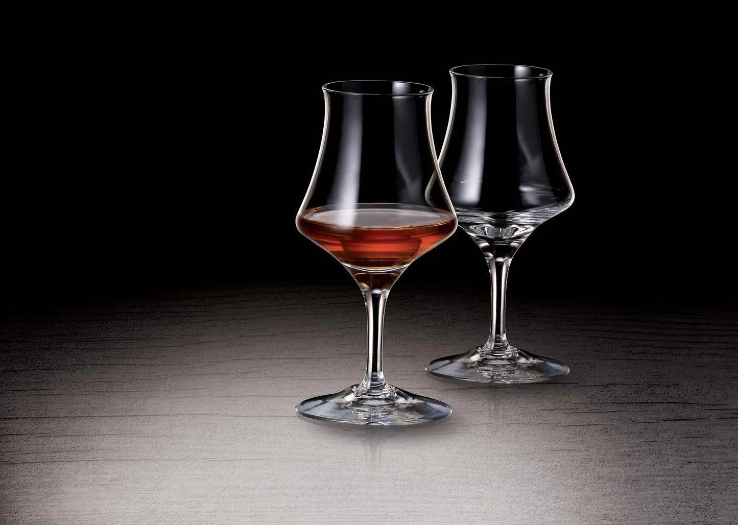 Verre à rhum Santiago 17cl sur pied Maison Forine