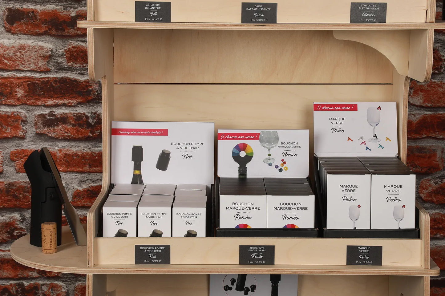 Présentoir type complet bois 12 références accessoires Saint Alban
