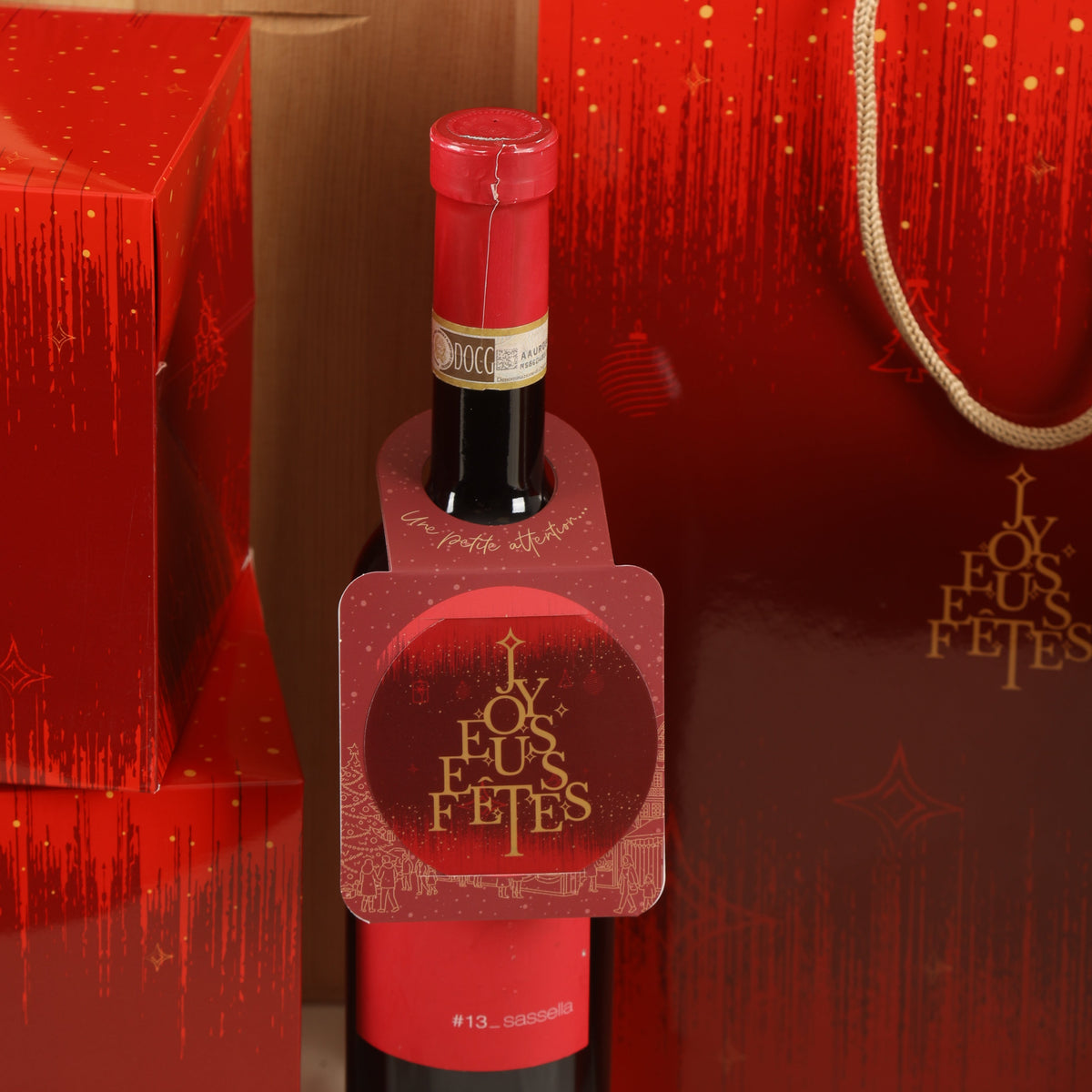 Victoria Bellagio Drip-Free Spout Message Card - Happy Holidays